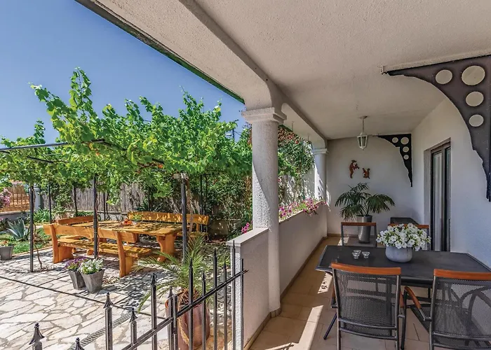 Apartament In With Wifi *