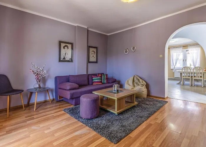 Apartament In With Wifi *